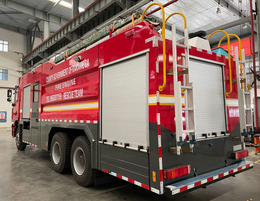 Professional Water Foam Fire Truck 10000L 6x4 For Emergency Rescue
