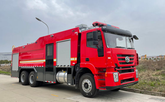 Professional Water Foam Fire Truck 10000L 6x4 For Emergency Rescue
