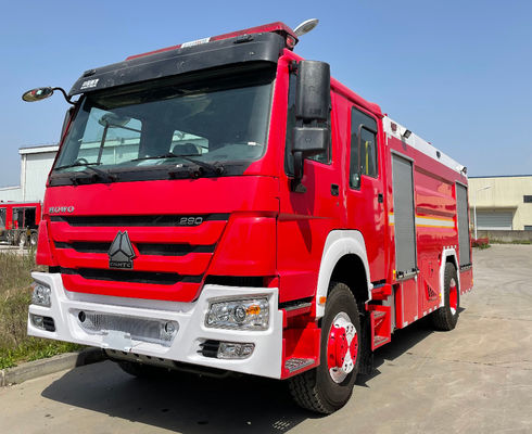HOWO 310hp Heavy Duty Fire Truck 6 Wheeled ความจุโฟม 8000L